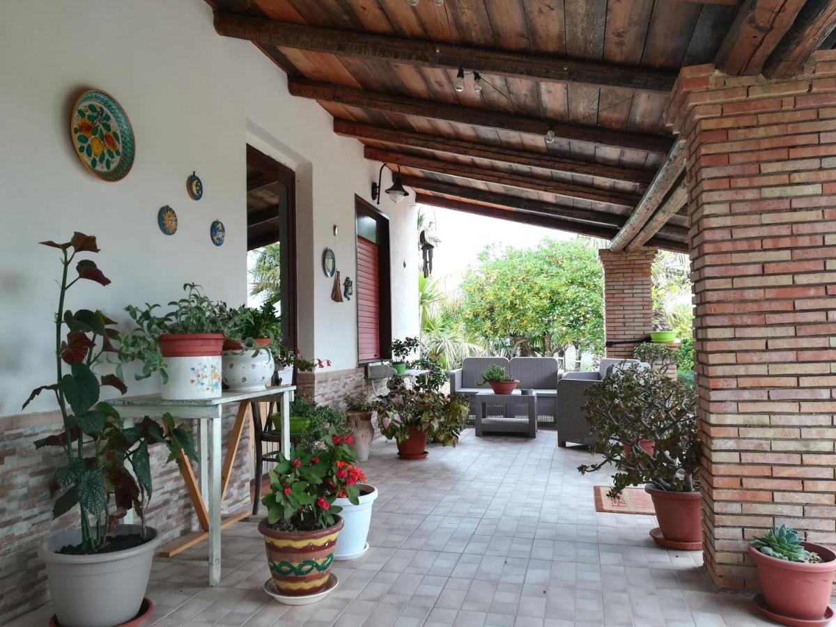 Maison d'hôtes Poggio Vento Country House à Naro Extérieur photo
